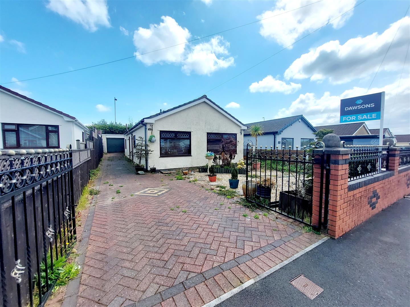Heol Nantlais, Gorseinon, Swansea, SA4 4LS